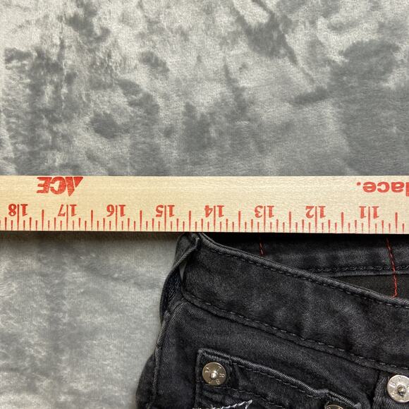 True Religion Skinny Jeans Women’s Size 31 Black Denim *Stretch Marks* - Picture 4 of 12